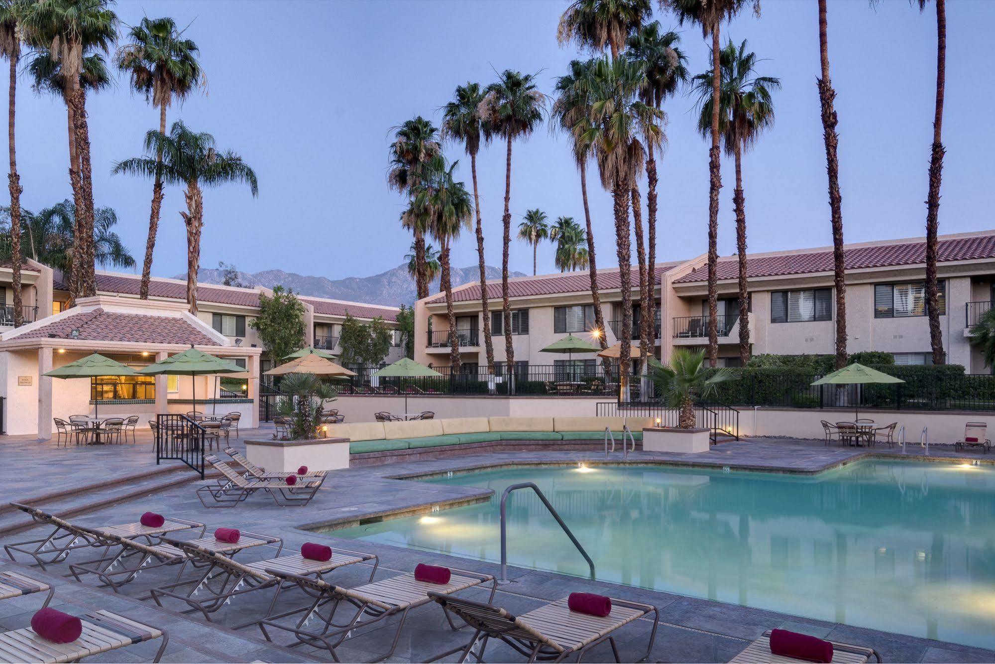 Hyatt Vacation Club At Desert Oasis カテドラル・シティ エクステリア 写真